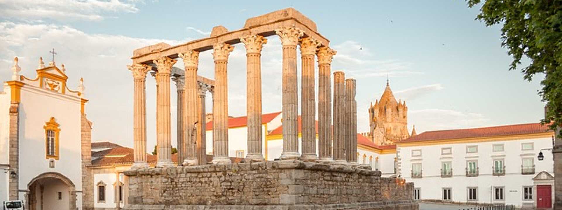 banner - Partida de Lisboa -  Tour en Évora y Visita a una Adega de viños en la Región